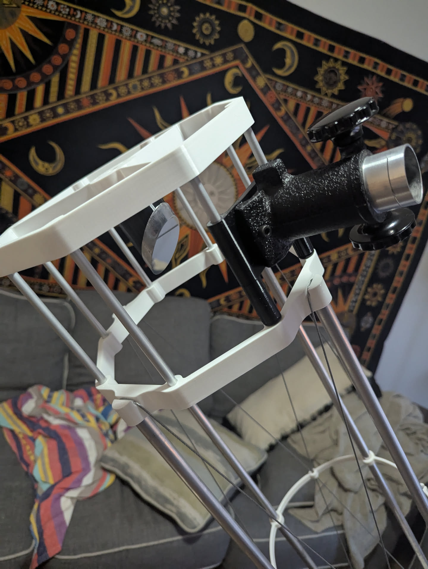 Assembled upper cage close-up
